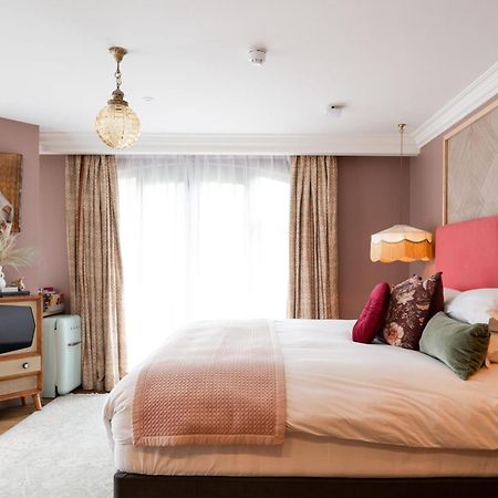 The Rabbit Hotel & Retreat Templepatrick Exteriér fotografie
